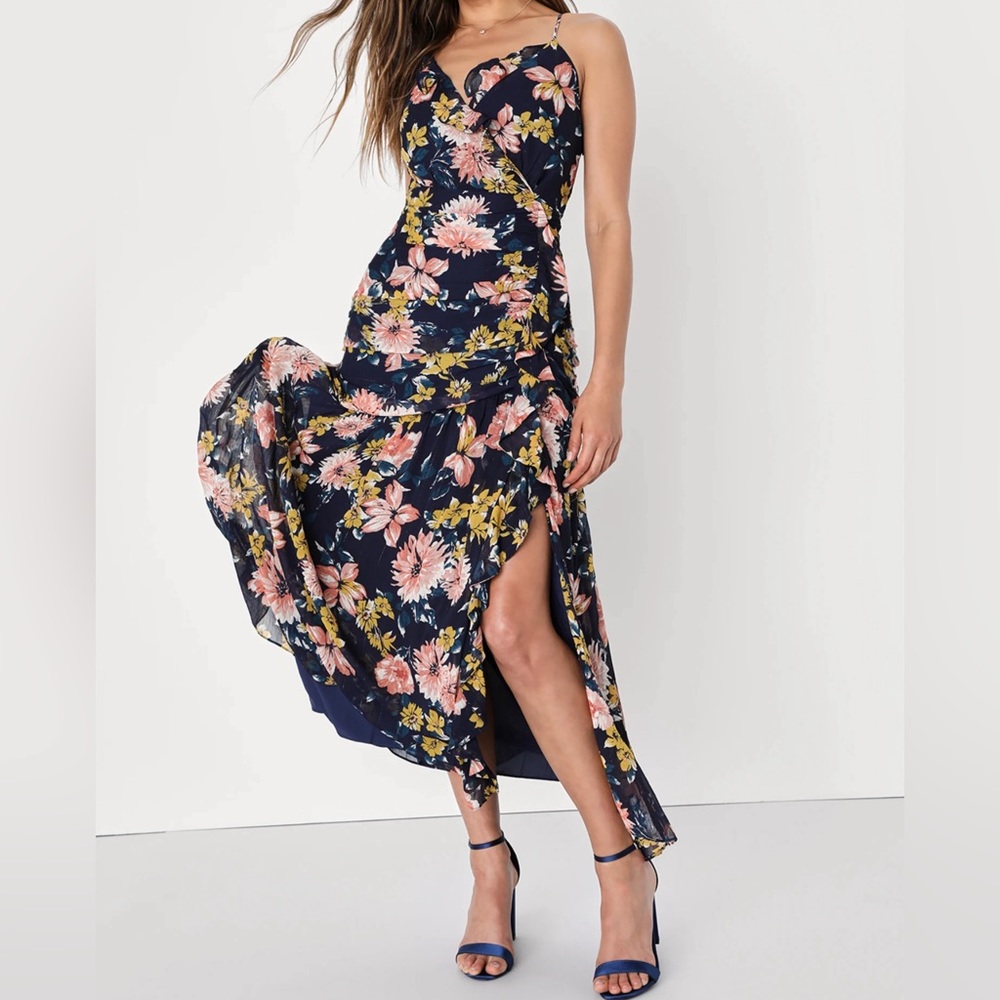 Lulus: Stunning Soiree Navy Blue Floral Print Ruched Midi Dress